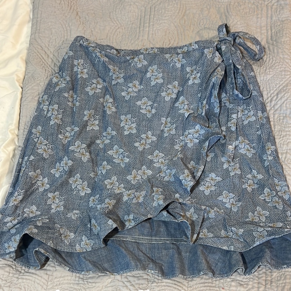 J Crew Mercantile wrap skirt size small